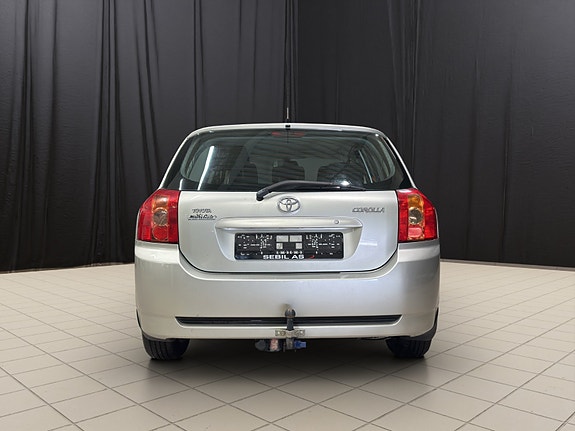 Toyota Corolla 4 of 20