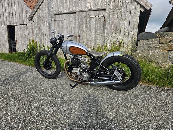 Triumph 7 of 17