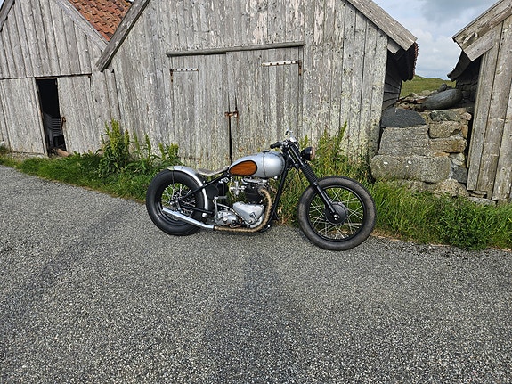 Triumph 2 of 17