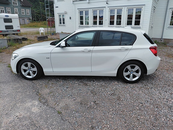 BMW 116d 8 of 27