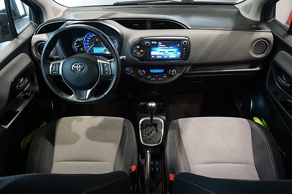 Toyota Yaris 27 of 30
