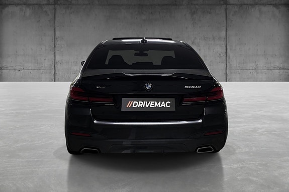 BMW 530e 7 of 28