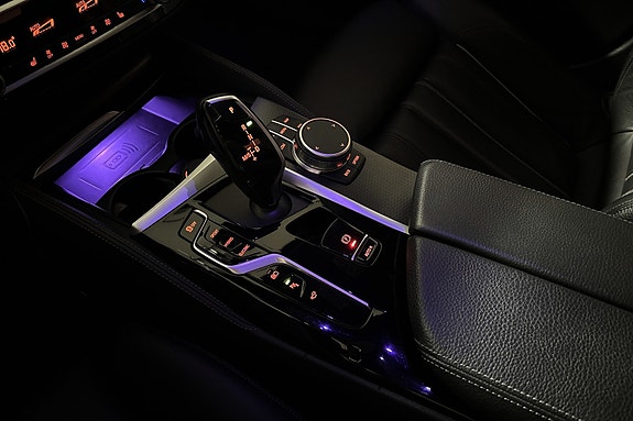 BMW 530e 26 of 28