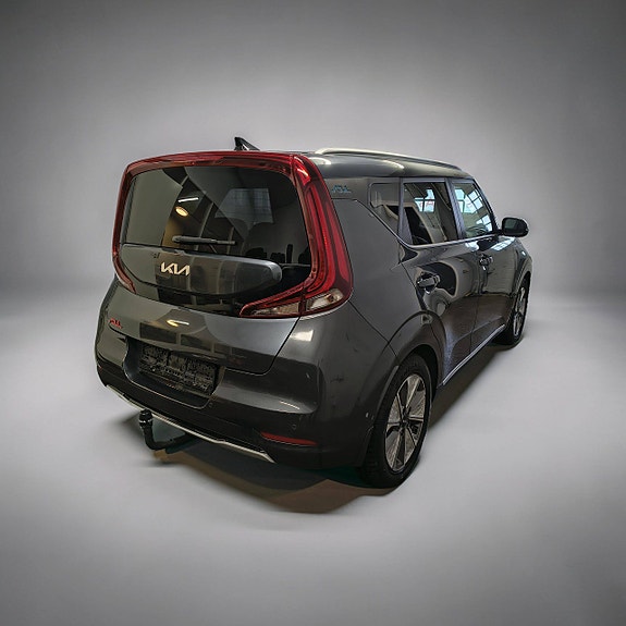 Kia e-Soul 2 of 5