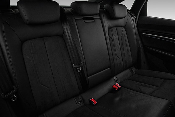 Audi e-tron Sportback 30 of 30