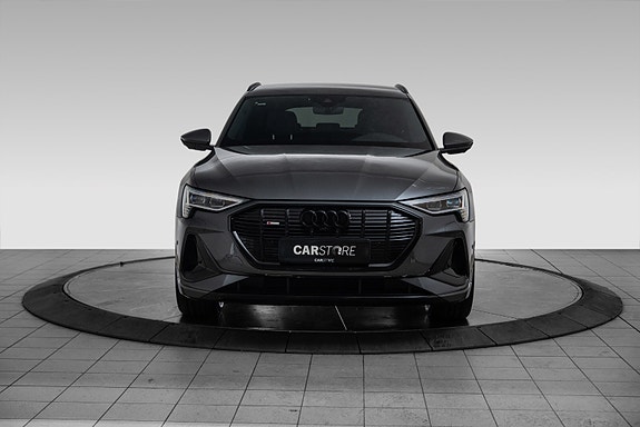 Audi e-tron Sportback 5 of 30