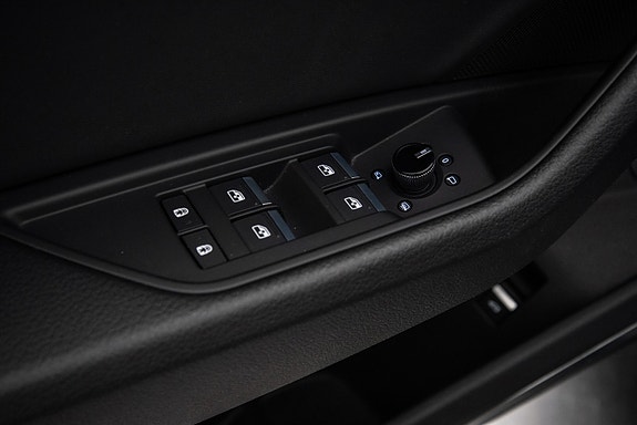 Audi e-tron Sportback 13 of 30