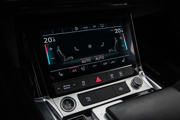 Audi e-tron Sportback 27 of 30