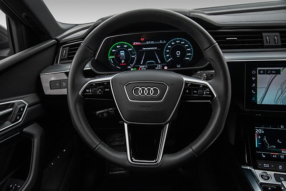 Audi e-tron Sportback 18 of 30