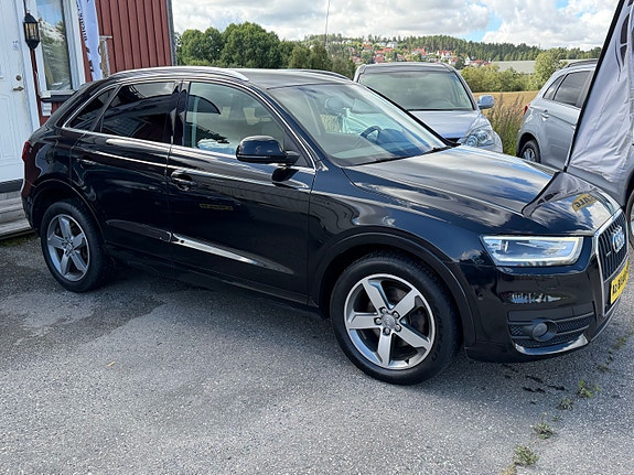 Audi Q3 4 of 30