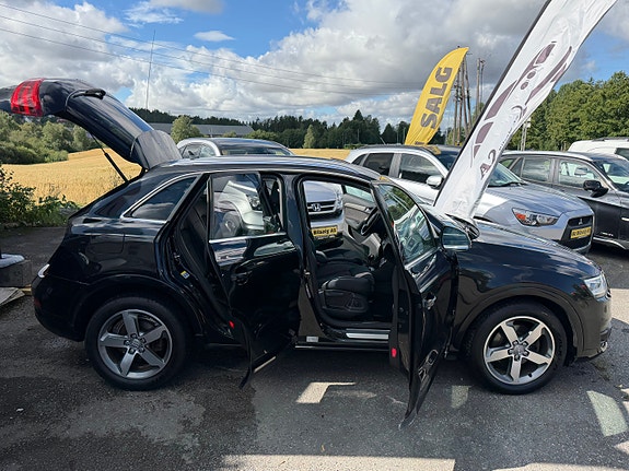 Audi Q3 12 of 30