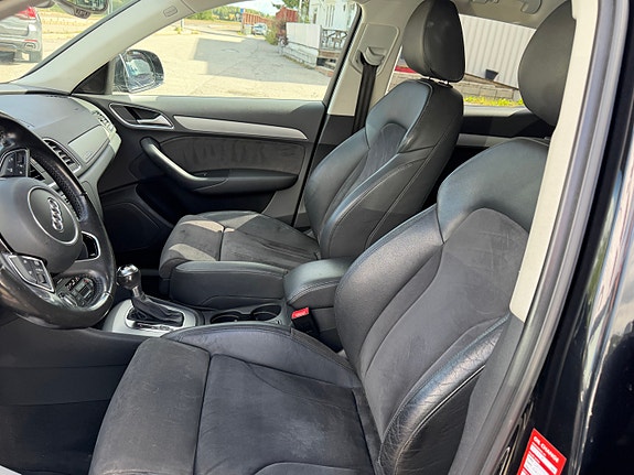 Audi Q3 22 of 30
