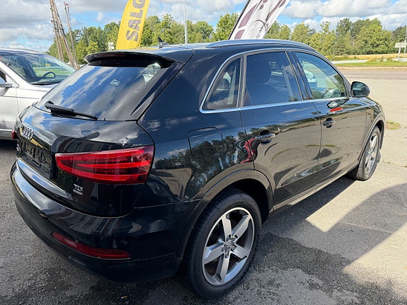 Audi Q3 6 of 30