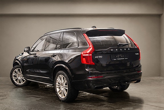 Volvo XC90 4 of 5