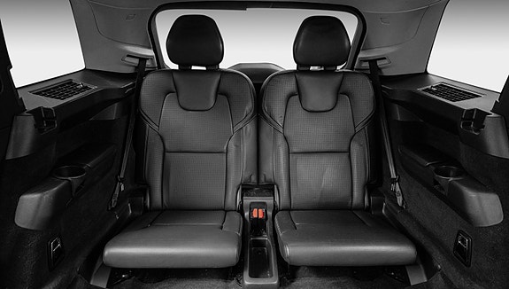 Volvo XC90 25 of 30