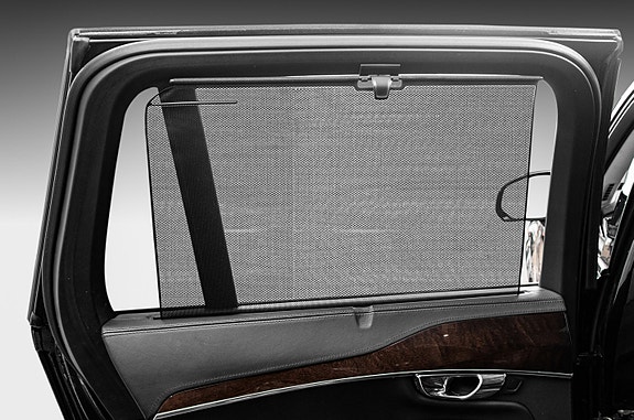 Volvo XC90 26 of 30