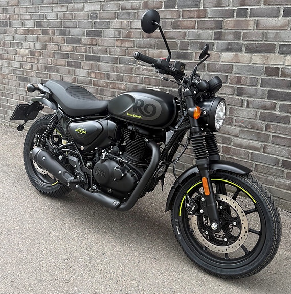 Royal Enfield HNTR 350 3 of 8