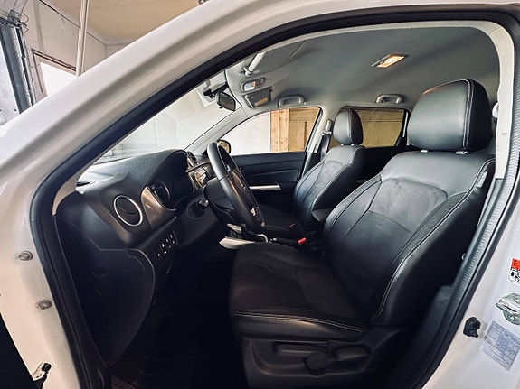 Suzuki Vitara 9 of 22