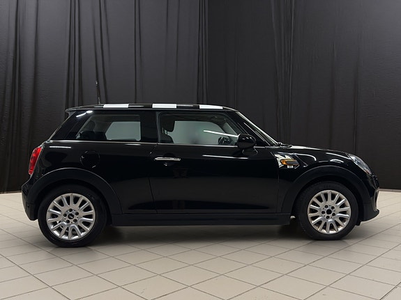 MINI One 6 of 18