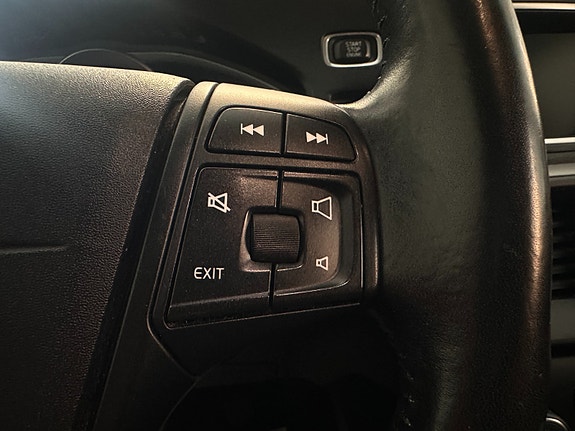 Volvo V40 20 of 30