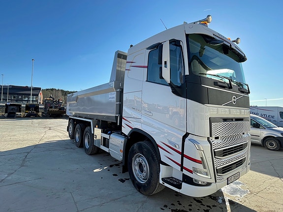 Volvo FH540 3 of 4