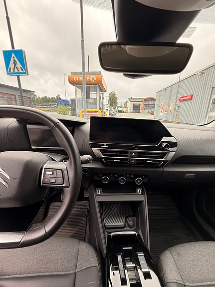 Citroen E-C4 4 of 5