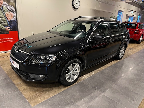 Skoda Octavia 3 of 5