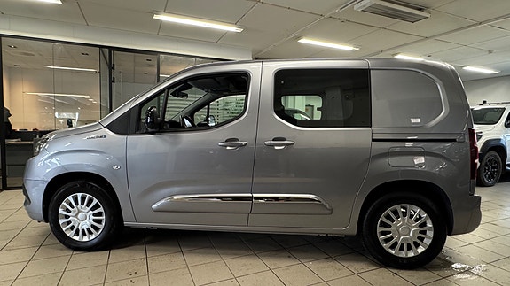 Toyota Proace City 3 of 5