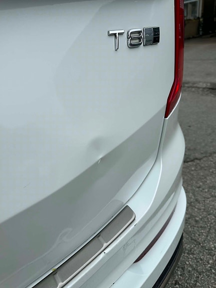 Volvo XC90 24 of 24