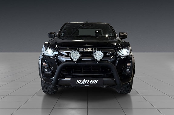 Isuzu D-max 2 of 5