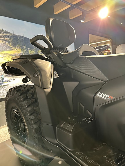 Can-Am Outlander MAX Backcountry 1000R *NYHET* 9 of 11