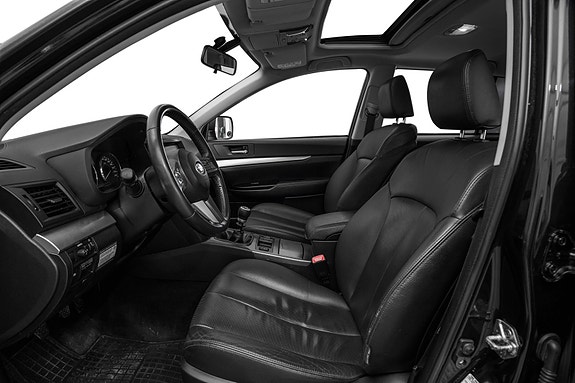 Subaru Outback 10 of 27