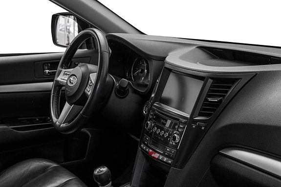 Subaru Outback 26 of 27
