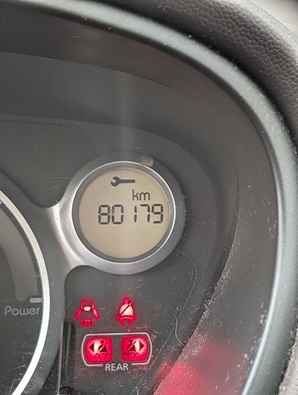 Mitsubishi i-Miev 5 of 10