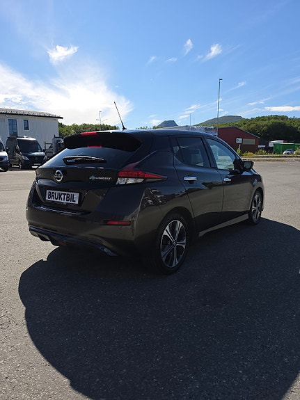 Nissan Leaf 2 of 3