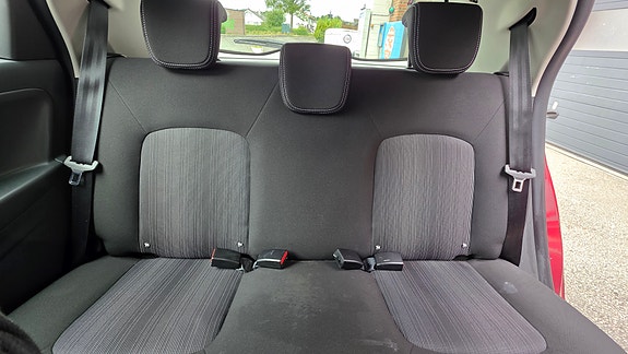 Renault Zoe 8 of 9