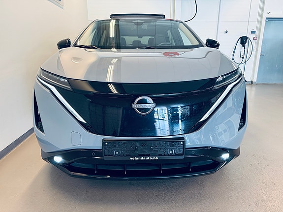 Nissan Ariya 2 of 5