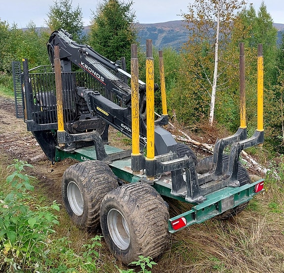 Valtra T234 Direct, Jake bukbeskyttelse, Kronos 150WD og Kronos 1009 2019, kr 1 800 000,-