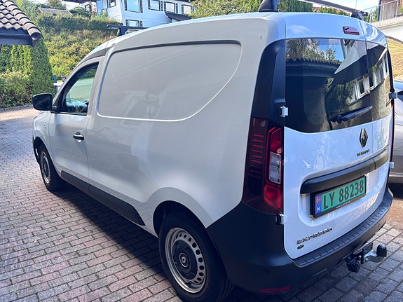 Renault Express 7 of 30