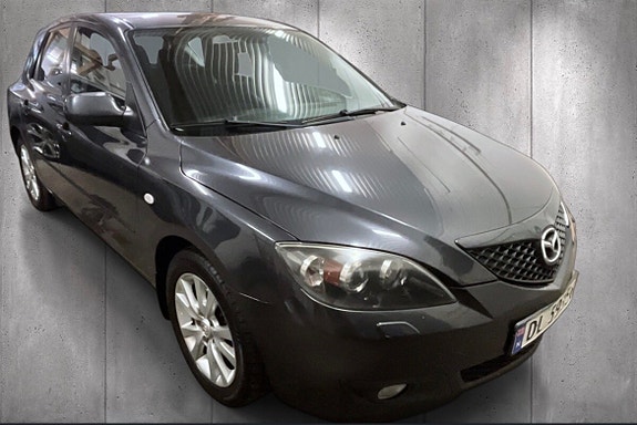 Mazda 3 3 of 5