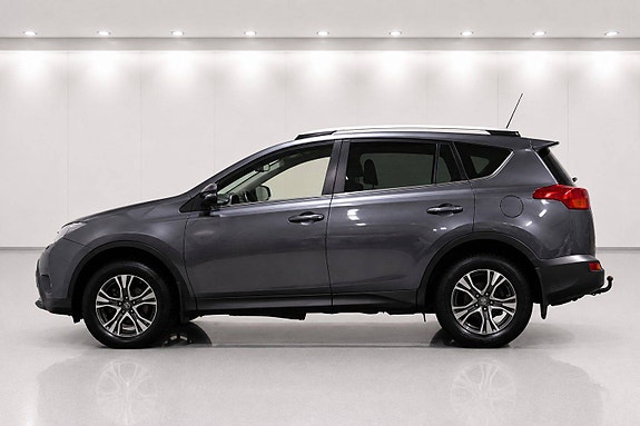 Toyota RAV4 2 of 5