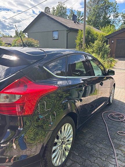 Ford Focus 3 of 8