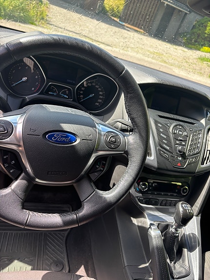 Ford Focus 7 of 8