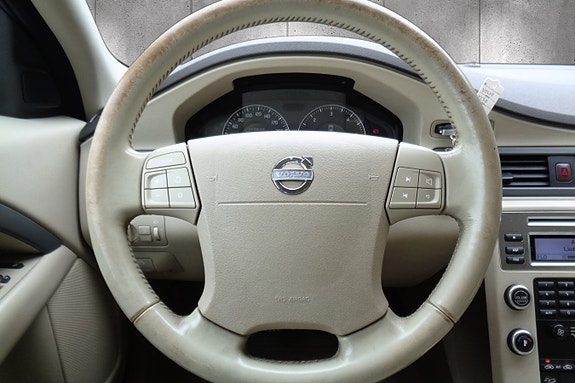 Volvo XC70 20 of 30