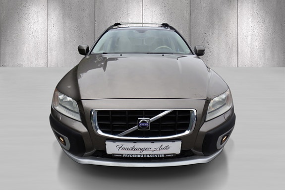 Volvo XC70 10 of 30