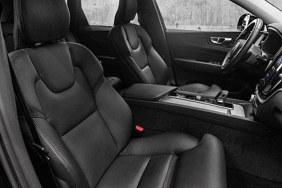 Volvo XC60 29 of 30