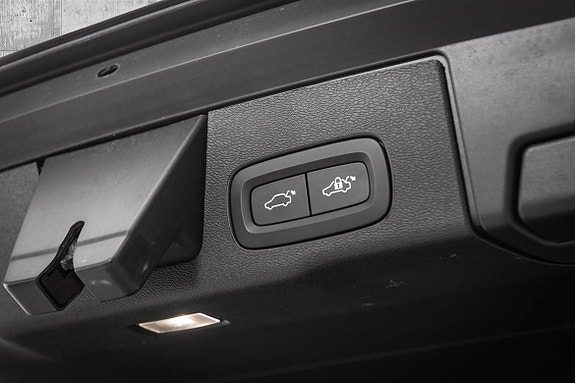 Volvo XC60 26 of 30