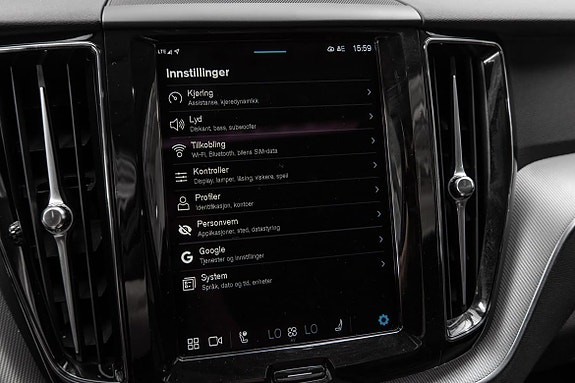 Volvo XC60 22 of 30