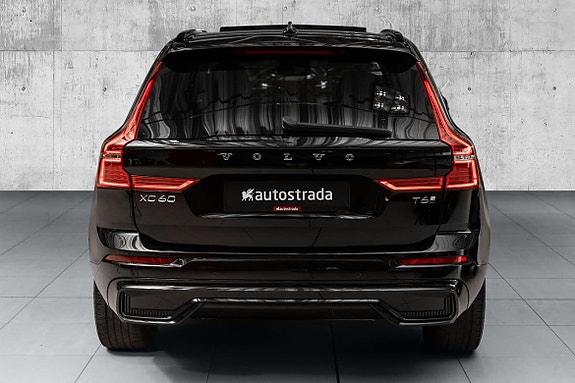 Volvo XC60 5 of 30
