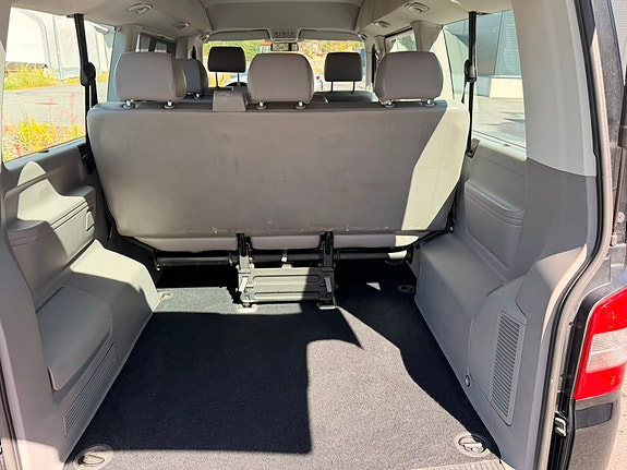 Volkswagen Transporter 9 of 30